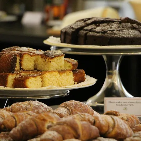 فندق Executive 4*