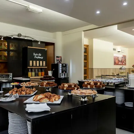 Executive سيينا