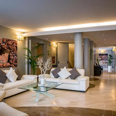 Executive Готель 4*