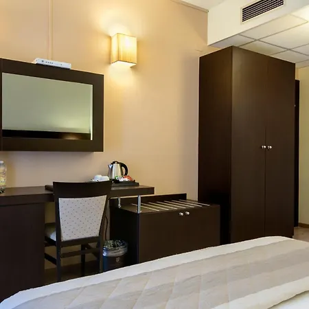 Готель Executive 4*